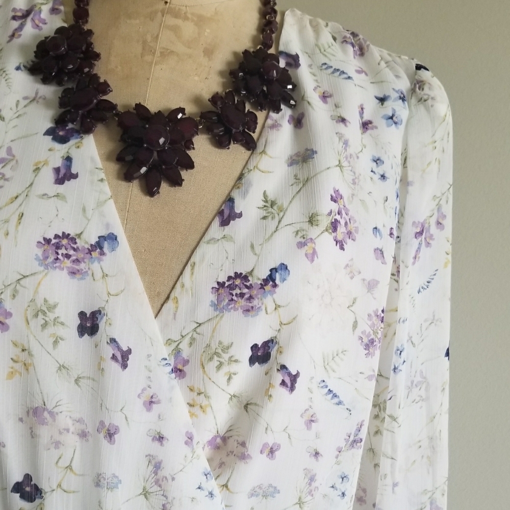 Floral peplum top - Picture 5 of 13